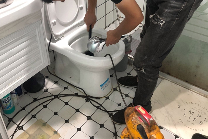 莲池疏通下水道